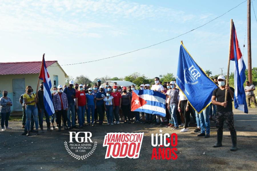  Trabajo voluntario en saludo al 60 aniversario de la UJC 