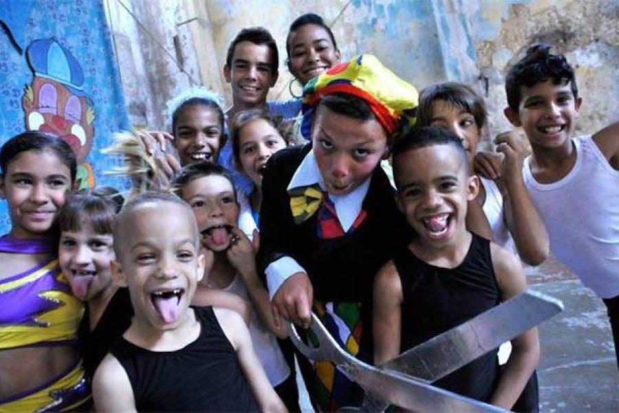 niños en Cuba