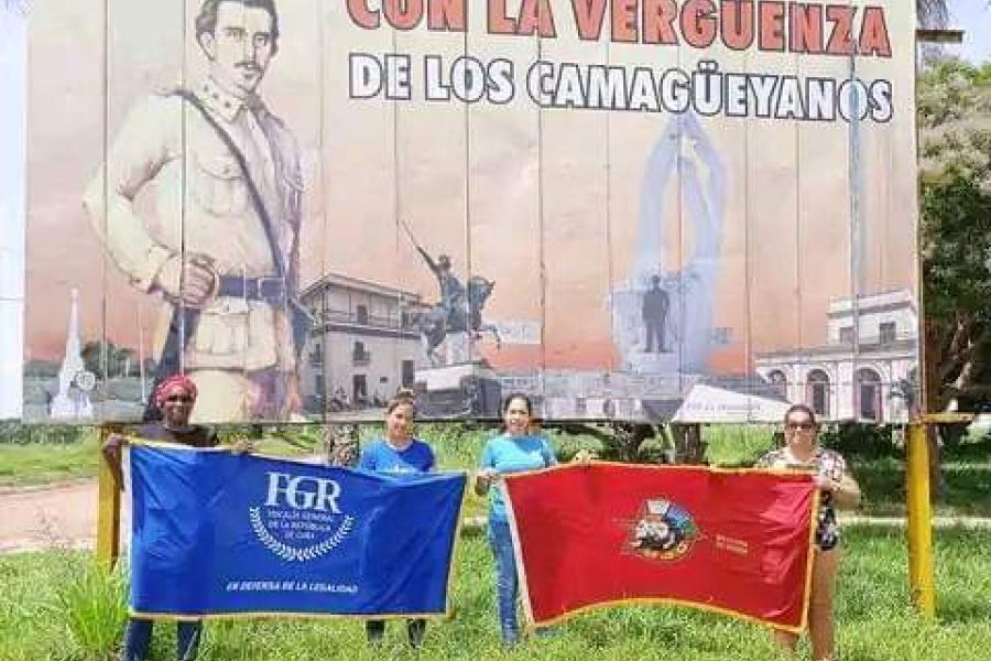 Recorrido de la bandera por la Fiscalía de Camaguey