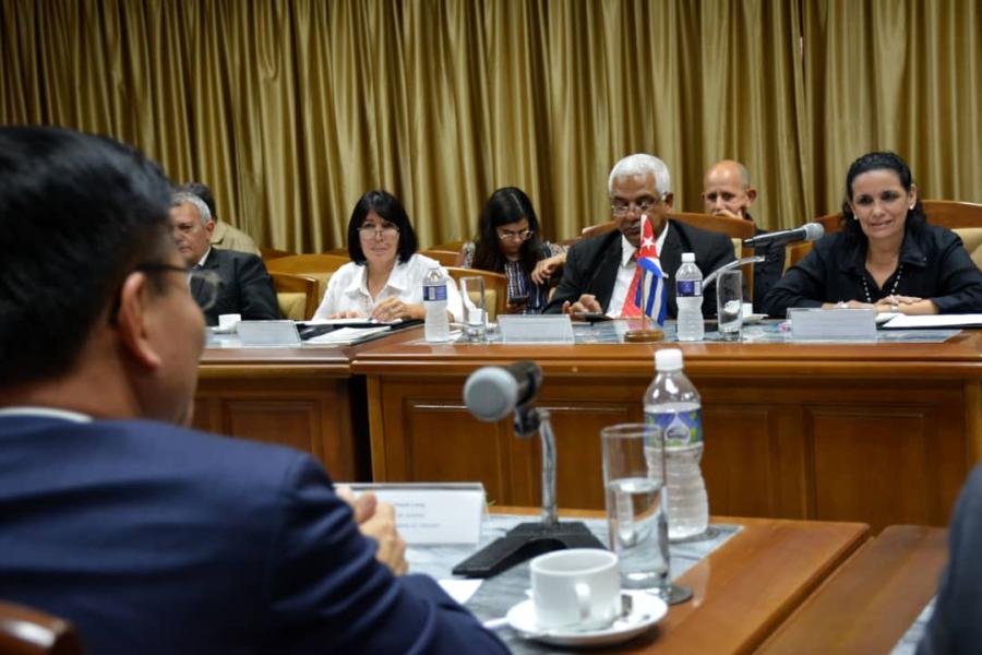 Encuentro Fiscalía de Cuba y China