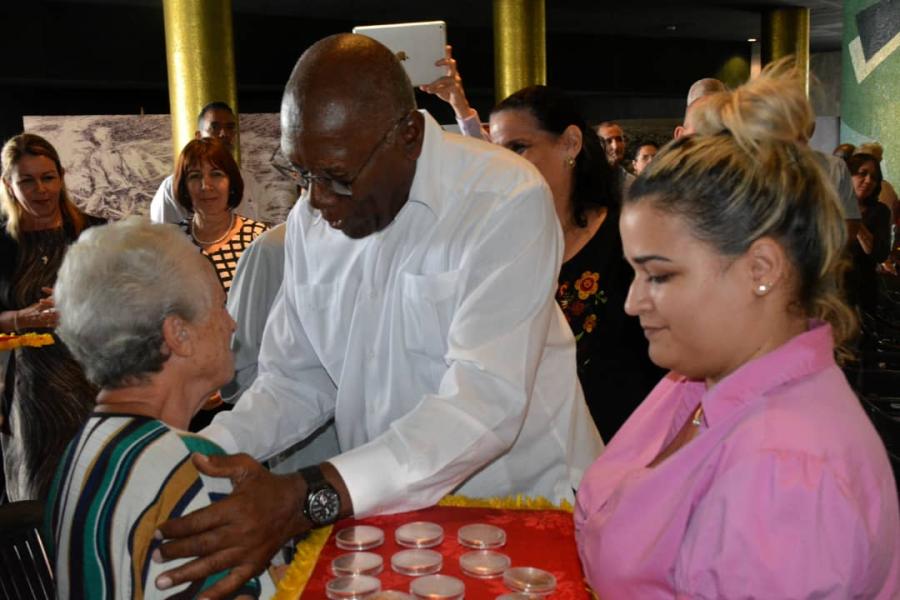 acto jubilados 13