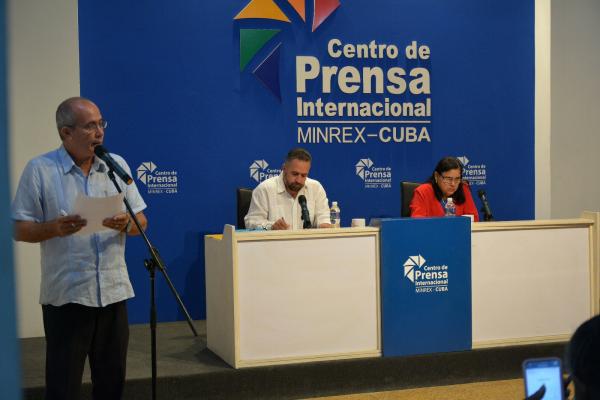 Conferencia de Prensa