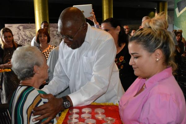 acto jubilados 13