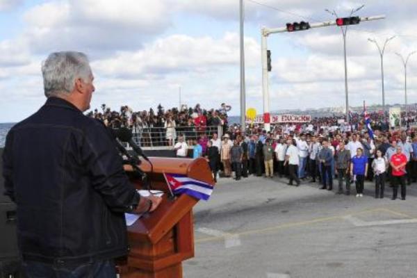 Marcha_Combatiente_DC